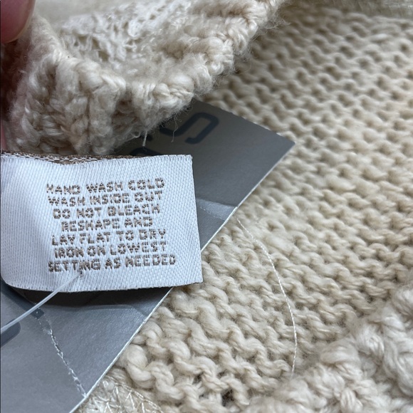 Chico’s Shabby Chic Priscilla Patchwork Sweater Neutral Beige Knit Top Sz 3 Lace - Picture 6 of 10